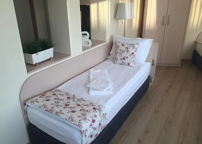 Luxury Apartment Burgas City